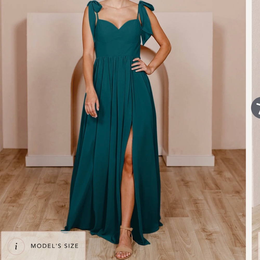 NEW REVELRY JADE MAXI DRESS SIZE 6, WORN ONCE